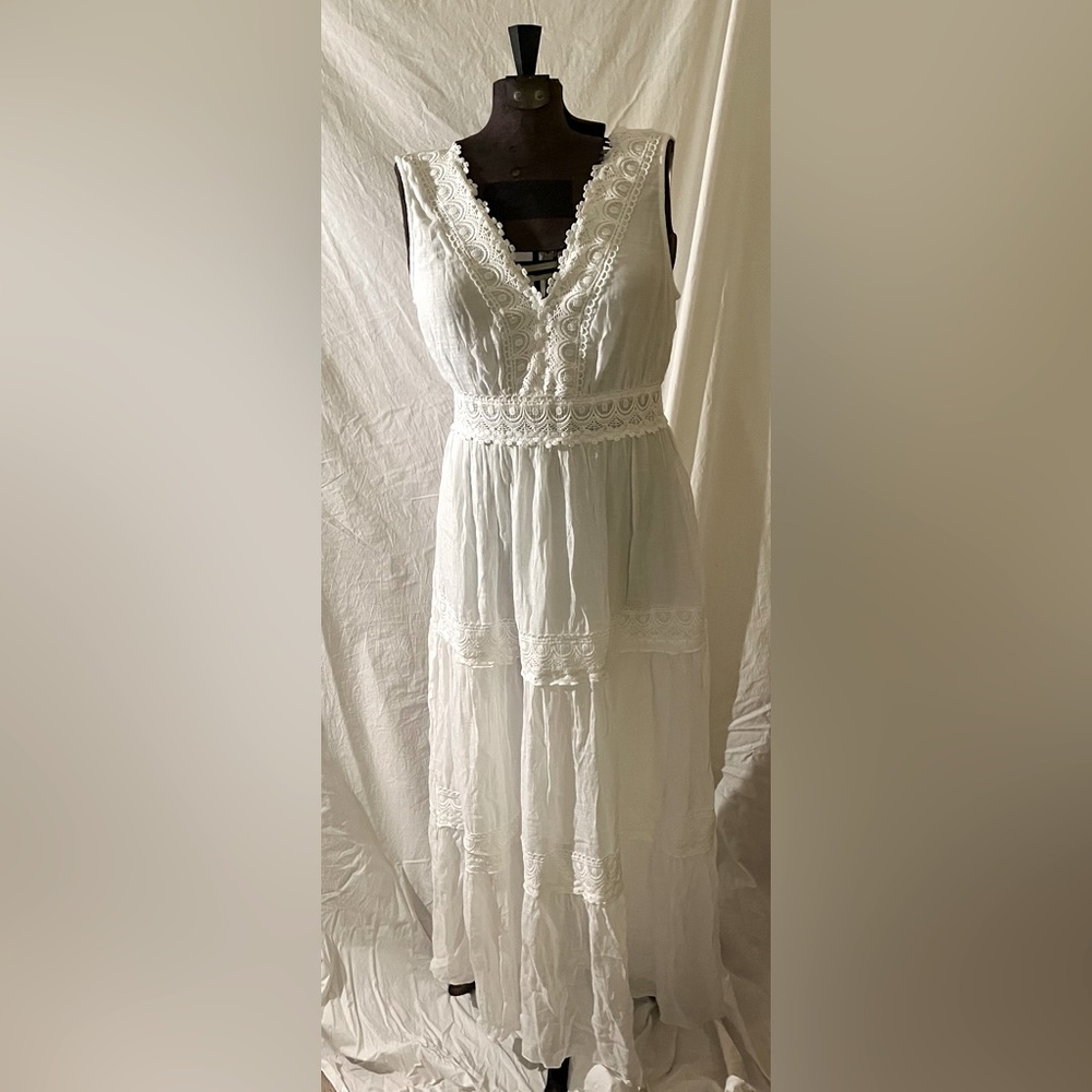 White maxi dress